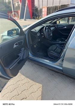 مرسيدس بنز GLA